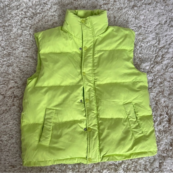 A New Day Women’s Puffer Vest Sleevless Jacket - Size S - Picture 4 of 9